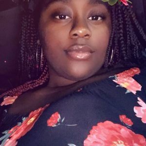 Meet your Posher, Saprina